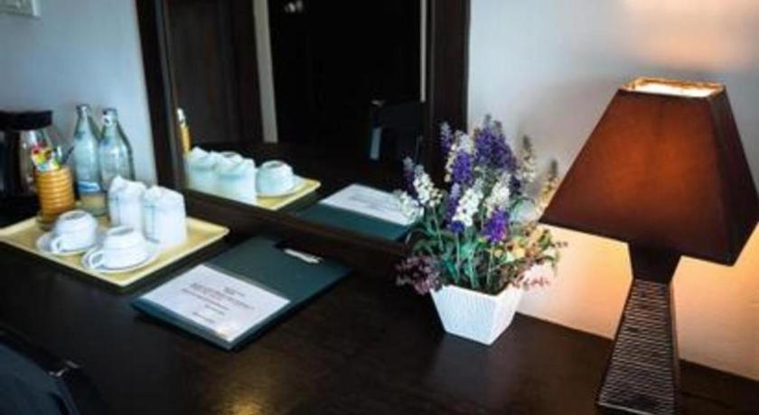 Hotell The 2*