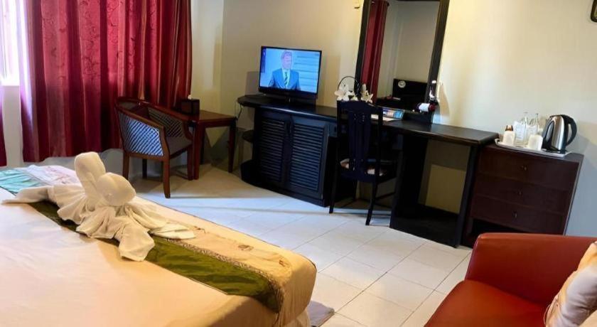 The Hotell 2*