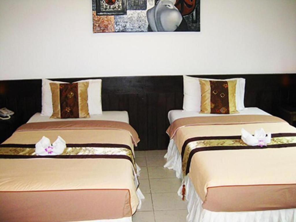 Hotell The 2*