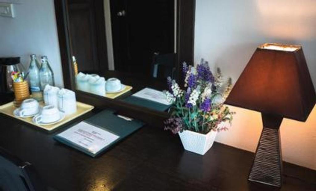 The Hotel 2*