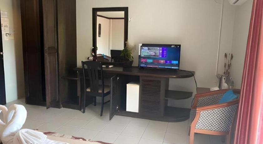 The 2* Patong